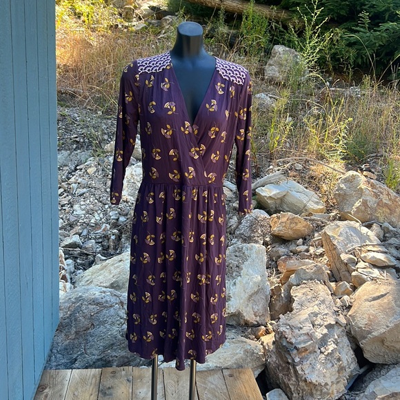 Boden NWOT Fun Colorful Floral print Flattering Style midi 3/4 sleeve sz 10L - Picture 2 of 9